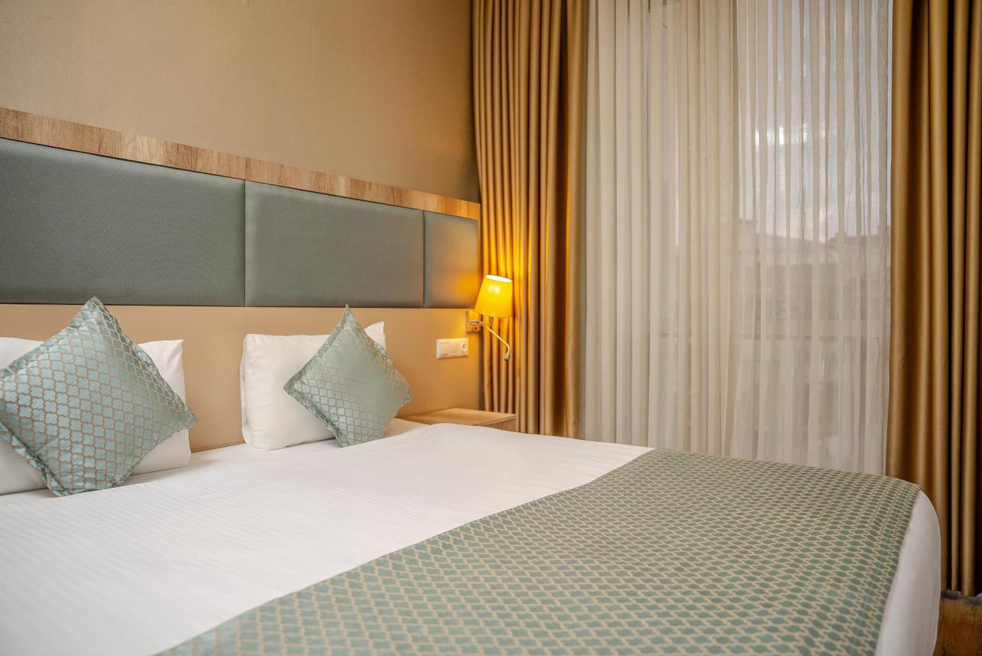 Mari Suites Hotel Istanbul Exterior photo