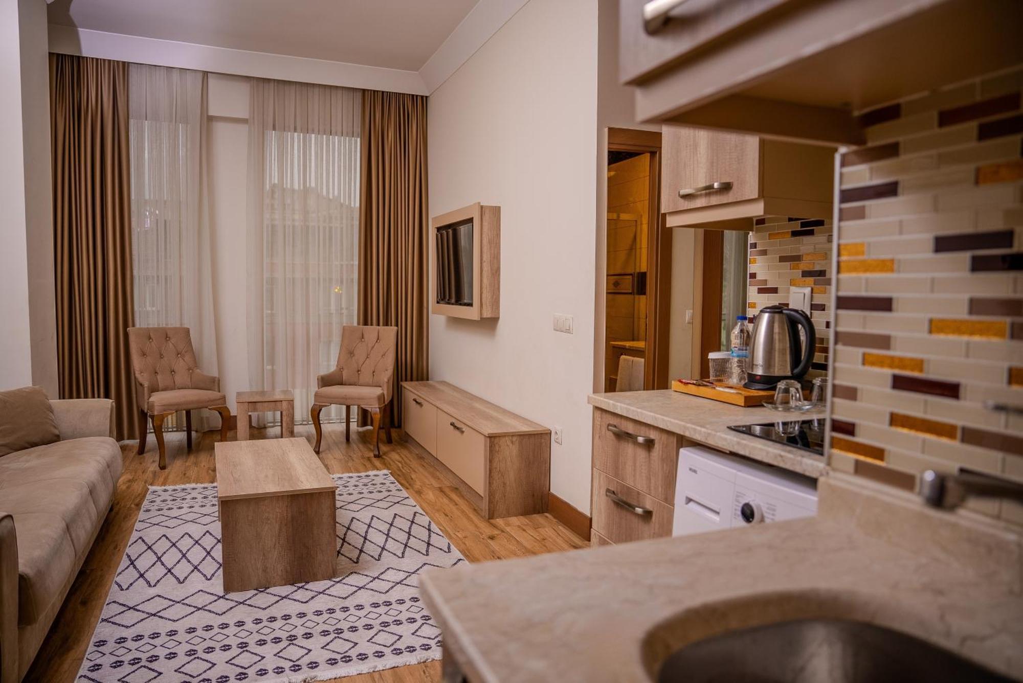 Mari Suites Hotel Istanbul Exterior photo