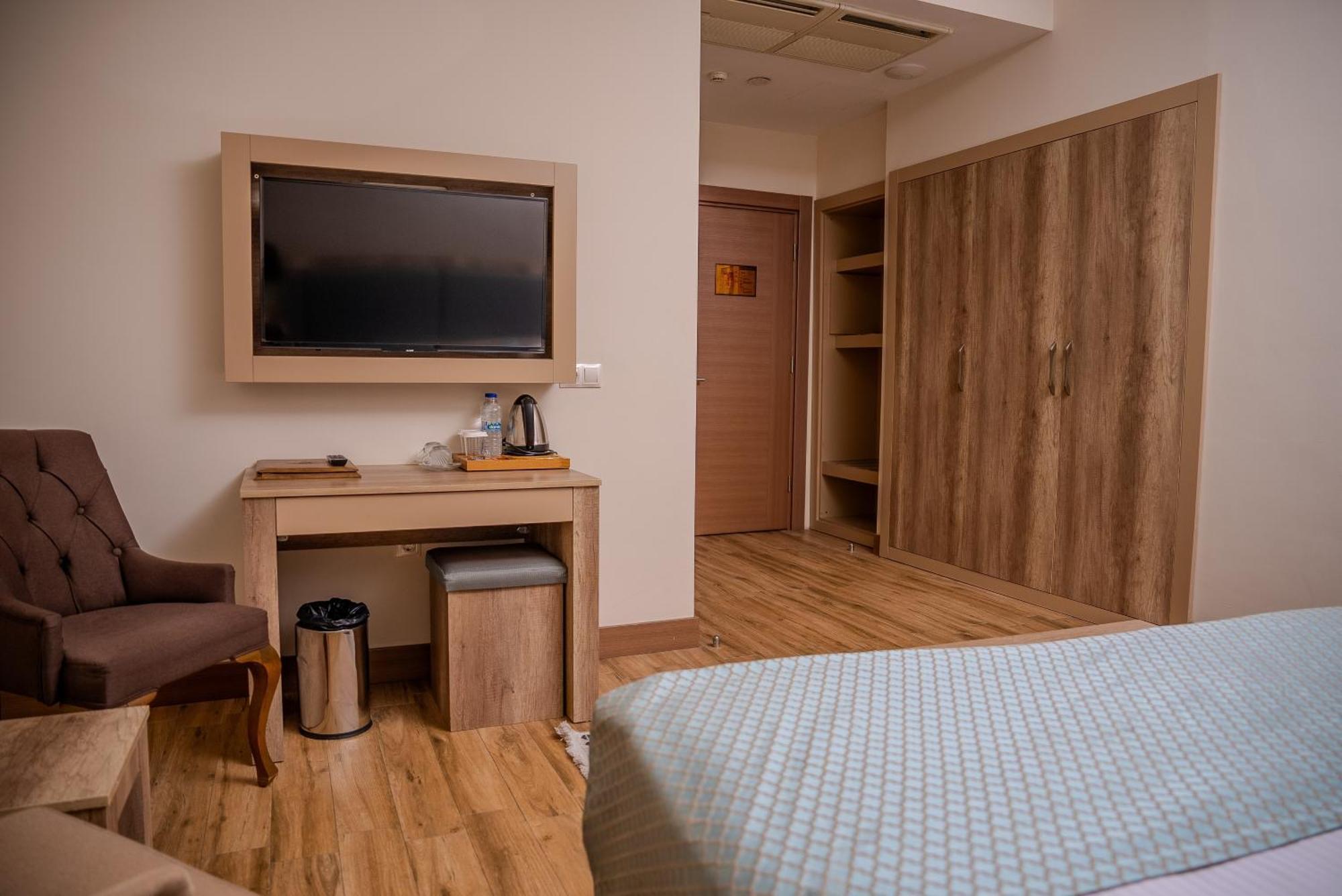 Mari Suites Hotel Istanbul Exterior photo